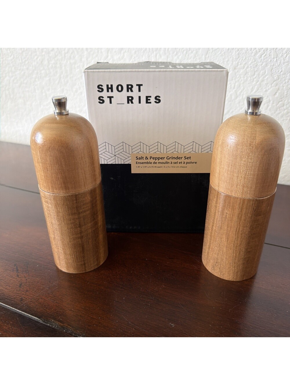 Short Stories Wooden Salt And Pepper Grinder Set.